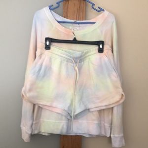 Maurice’s tye dye, terry cloth, long sleeve, short set